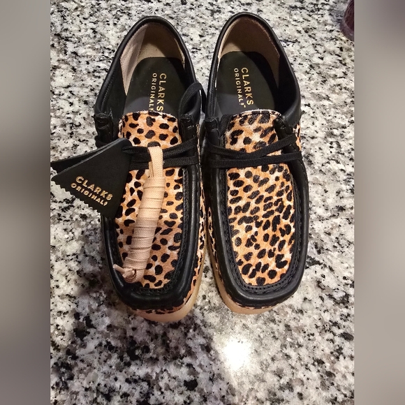 RARE Clarks Pony Fur Leopard Print Wallabees SZ9 - Picture 12 of 16